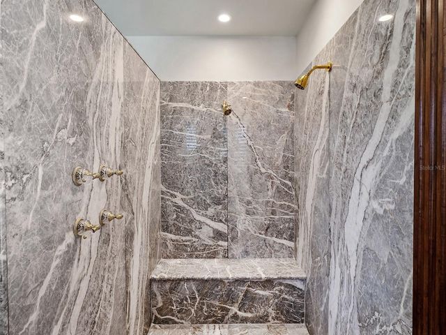 1310 S LAKE SHORE DRIVE, Sarasota, FL 34231