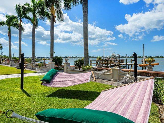 1310 S LAKE SHORE DRIVE, Sarasota, FL 34231