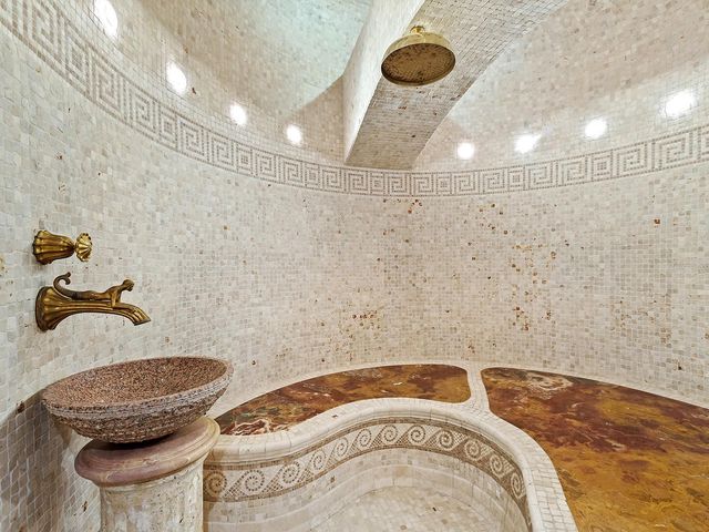 1310 S LAKE SHORE DRIVE, Sarasota, FL 34231