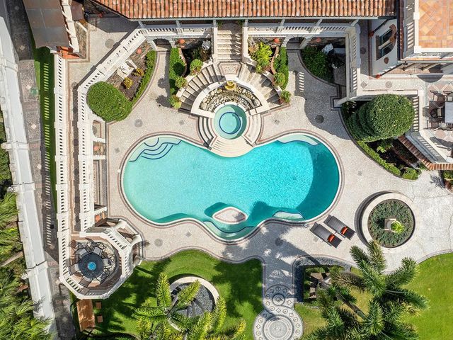 1310 S LAKE SHORE DRIVE, Sarasota, FL 34231