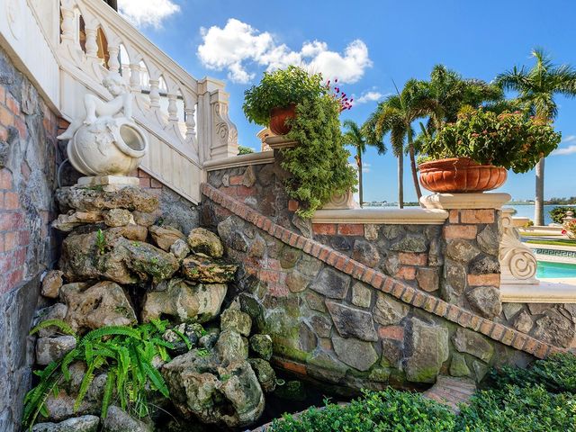 1310 S LAKE SHORE DRIVE, Sarasota, FL 34231