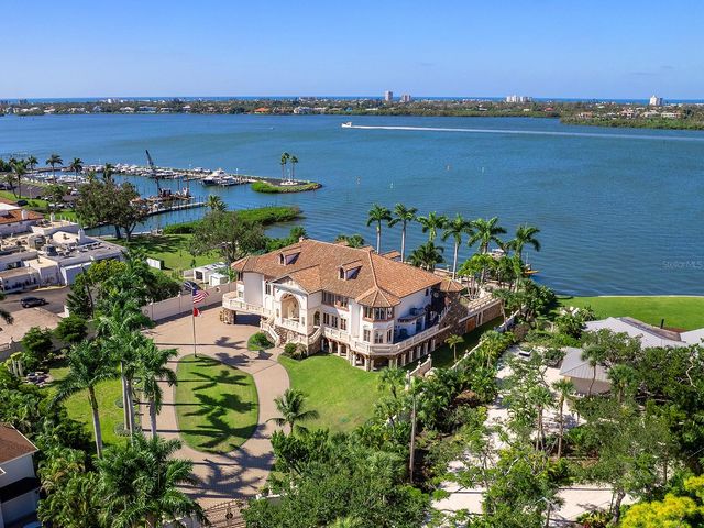 1310 S LAKE SHORE DRIVE, Sarasota, FL 34231