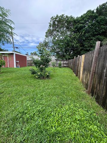 1013 N C Street, Lake Worth Beach, FL 33460