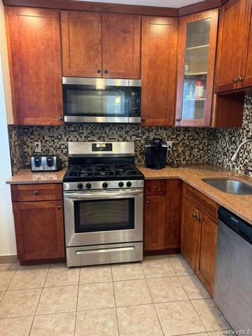 78-22 64th Lane, Glendale, NY 11385
