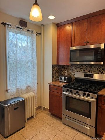 78-22 64th Lane, Glendale, NY 11385