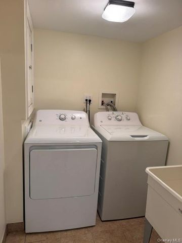 78-22 64th Lane, Glendale, NY 11385