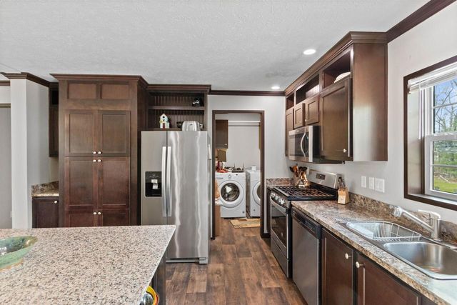 1382 S Cypress Lane, Friendship, WI 53934