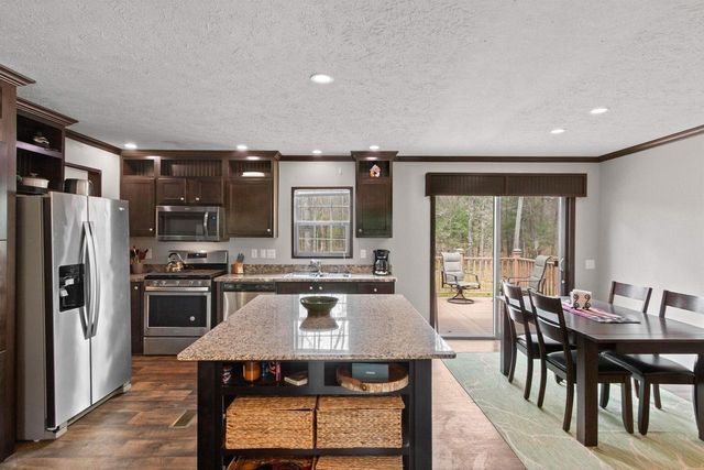 1382 S Cypress Lane, Friendship, WI 53934