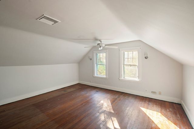 105 Grant Ave, Newton, MA 02459