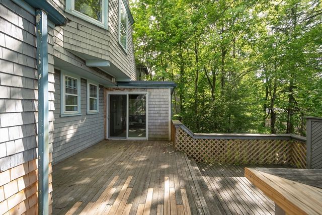 105 Grant Ave, Newton, MA 02459