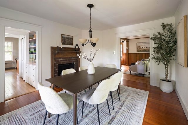 105 Grant Ave, Newton, MA 02459