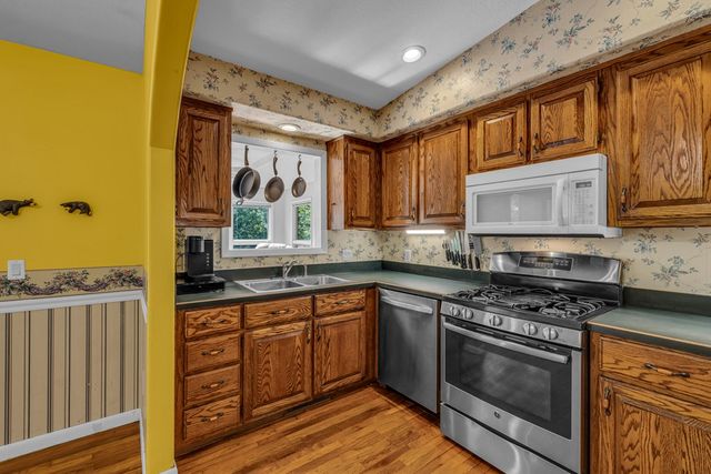 805 Quail Cove Circle, Warne, NC 28909