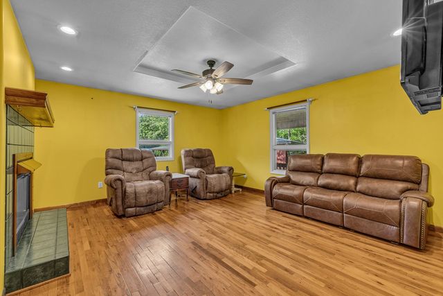 805 Quail Cove Circle, Warne, NC 28909