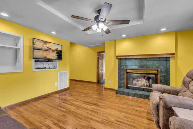 805 Quail Cove Circle, Warne, NC 28909