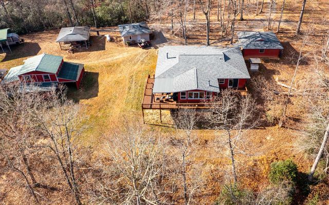 805 Quail Cove Circle, Warne, NC 28909