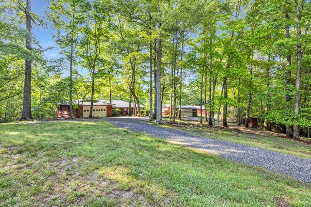 805 Quail Cove Circle, Warne, NC 28909