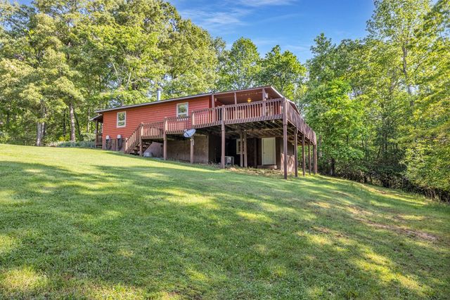 805 Quail Cove Circle, Warne, NC 28909