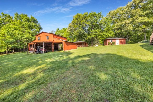 805 Quail Cove Circle, Warne, NC 28909