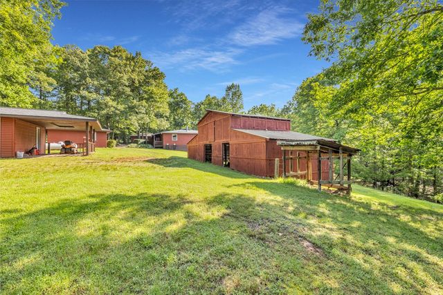805 Quail Cove Circle, Warne, NC 28909