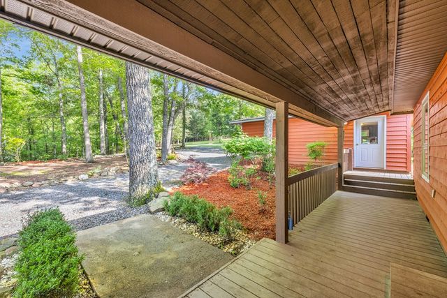 805 Quail Cove Circle, Warne, NC 28909