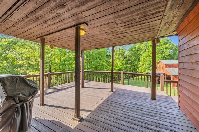 805 Quail Cove Circle, Warne, NC 28909