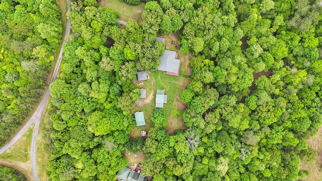 805 Quail Cove Circle, Warne, NC 28909