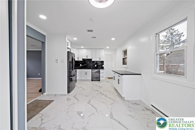 1043 Erie Street, Allentown City, PA 18103