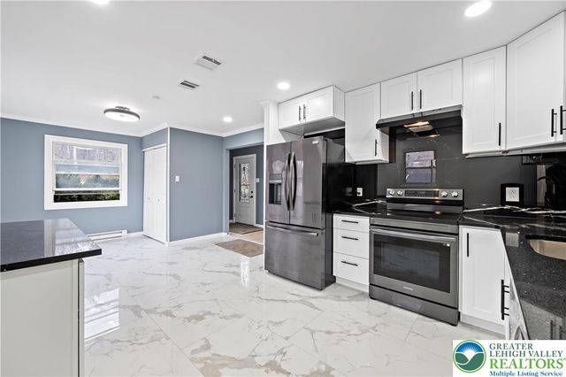 1043 Erie Street, Allentown City, PA 18103