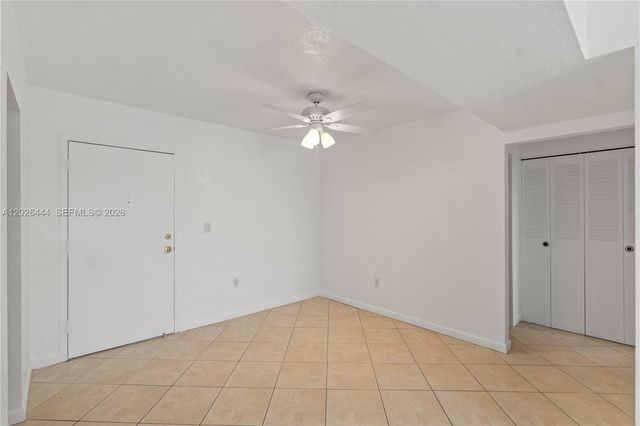7100 NW 17th St 219, Plantation, FL 33313