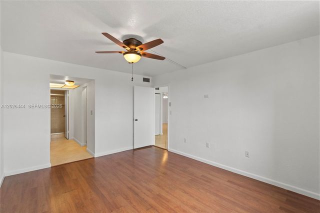 7100 NW 17th St 219, Plantation, FL 33313