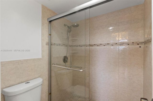 7100 NW 17th St 219, Plantation, FL 33313