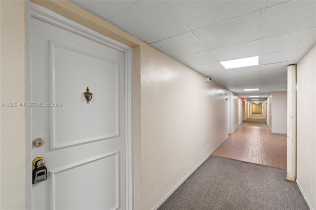 7100 NW 17th St 219, Plantation, FL 33313