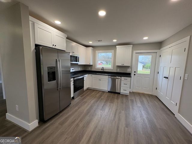 76 Gin Avenue, Bowersville, GA 30516