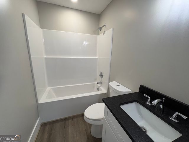 76 Gin Avenue, Bowersville, GA 30516