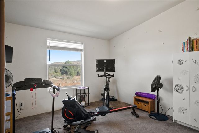 2404 S Knight Creek Road, Kingman, AZ 86401