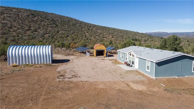 2404 S Knight Creek Road, Kingman, AZ 86401