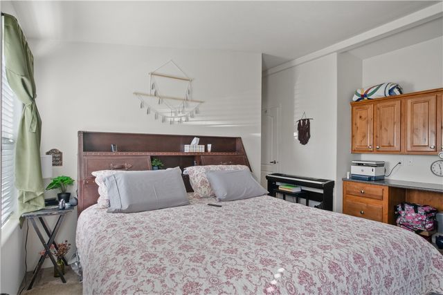 2404 S Knight Creek Road, Kingman, AZ 86401