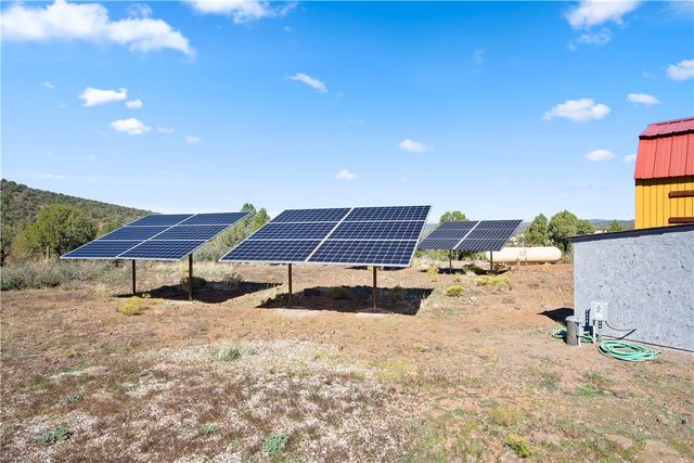 2404 S Knight Creek Road, Kingman, AZ 86401