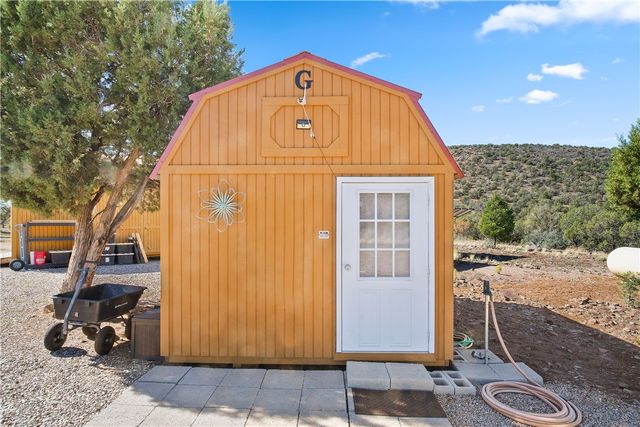 2404 S Knight Creek Road, Kingman, AZ 86401