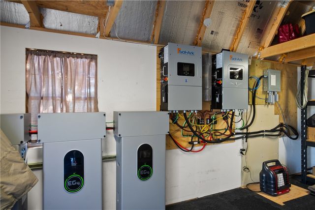 2404 S Knight Creek Road, Kingman, AZ 86401