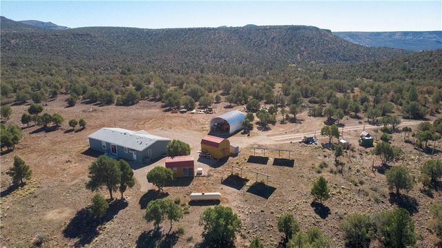 2404 S Knight Creek Road, Kingman, AZ 86401