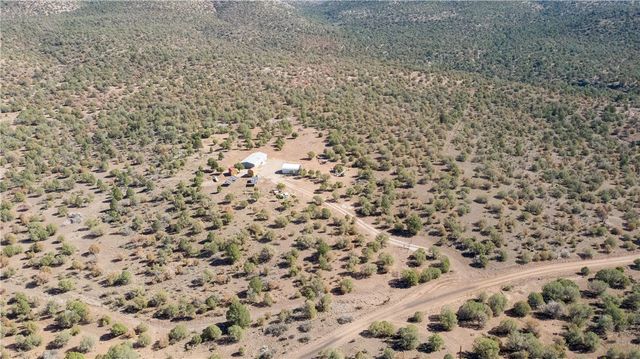 2404 S Knight Creek Road, Kingman, AZ 86401