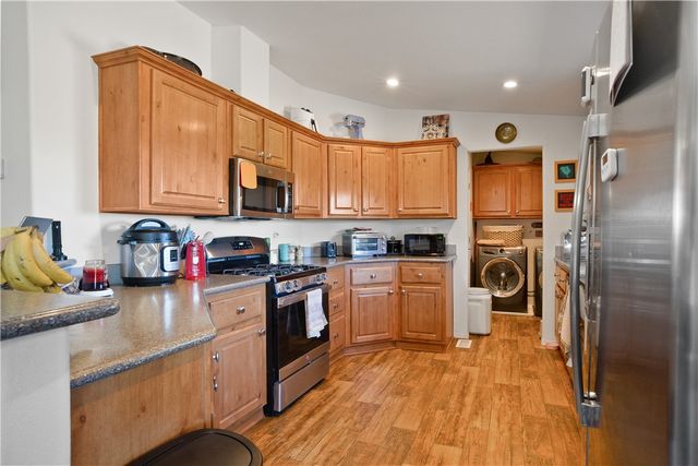 2404 S Knight Creek Road, Kingman, AZ 86401