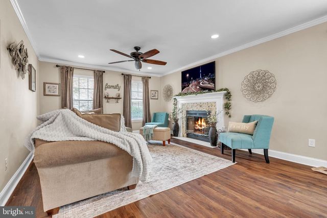 25 NELSON DR, Barnegat, NJ 08005