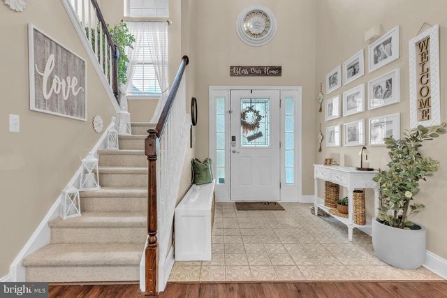 25 NELSON DR, Barnegat, NJ 08005