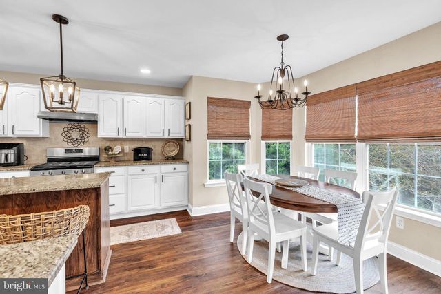 25 NELSON DR, Barnegat, NJ 08005