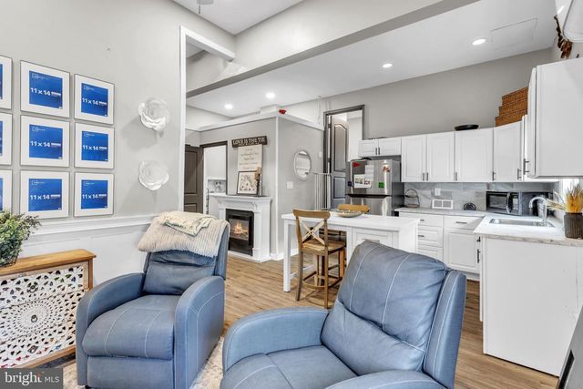 25 NELSON DR, Barnegat, NJ 08005