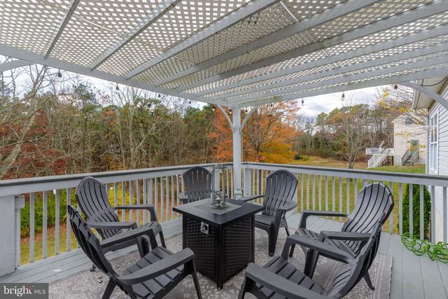 25 NELSON DR, Barnegat, NJ 08005