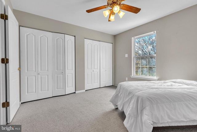 25 NELSON DR, Barnegat, NJ 08005