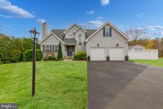 25 NELSON DR, Barnegat, NJ 08005